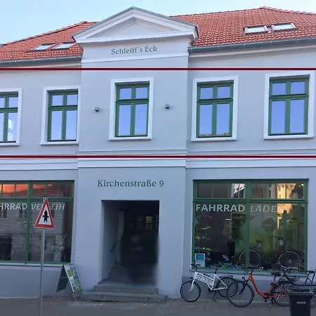 Family Im Herzen Von Malchow