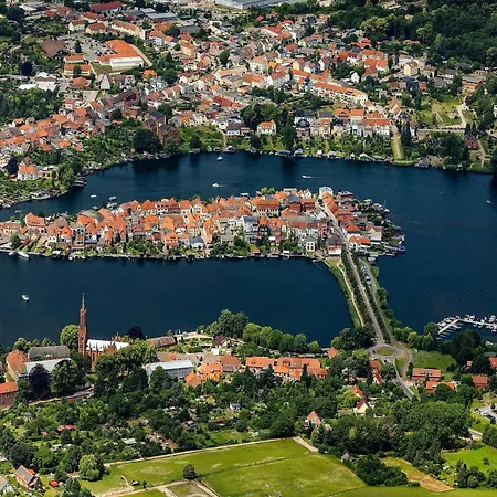 Family Im Herzen Von * Malchow (Mecklenburg-Vorpommern)